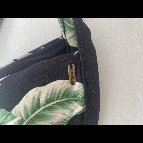 Rip Curl Palmetto Tri Bikini Top Black Floral - Picture 12 of 13